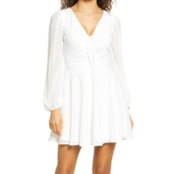 Lulu's Dresses & Skirts - Lulu's Wine and Dine Long Sleeve Swiss Dot Mini Dress Size Large Party Cruise